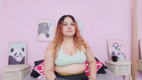 Snapshot of hanna_grray chatting on December 31, 4:16 am Hanna online show from December 31, 4:16 am