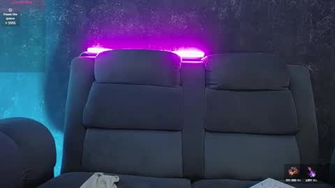 Snapshot of hanna_jhoonson chatting on December 24, 12:11 am Isabella online show from December 24, 12:11 am