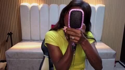 hanna_lamber online show from February 4, 11:16 am