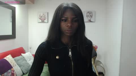 hanna_lamber online show from April 17, 11:13 am