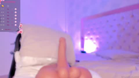 Snapshot of hanna_lee02 chatting on January 9, 4:28 pm Hanna Lee online show from January 9, 4:28 pm