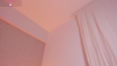 Snapshot of hanna_lee02 chatting on May 27, 12:13 pm Hanna Lee online show from May 27, 12:13 pm