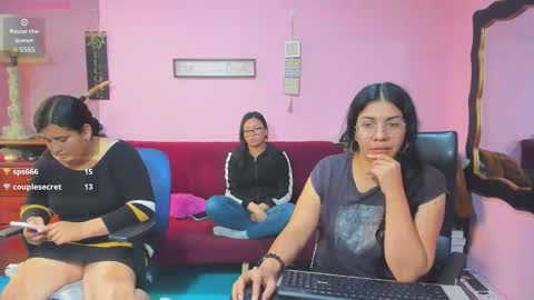 Hanna online show from November 28, 1:58 pm