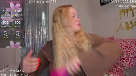 Snapshot of hanna_montanas chatting on June 8, 4:18 pm hanna montanas online show from June 8, 4:18 pm