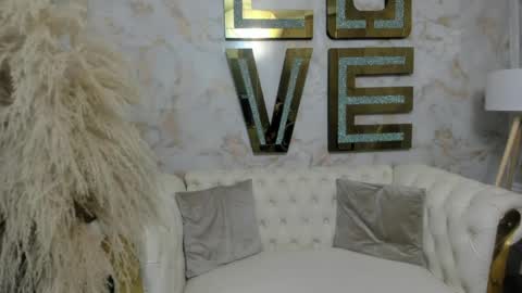 Snapshot of hanna_slut chatting on April 24, 2:14 am EVA online show from April 24, 2:14 am