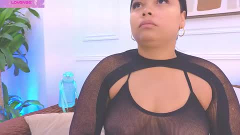 Snapshot of hanna_squirt_1 chatting on April 29, 10:30 am HANNA SOFIA online show from April 29, 10:30 am