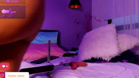 Hanna  online show from December 1, 10:43 pm
