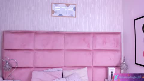  Hanna  online show from February 4, 4:29 am