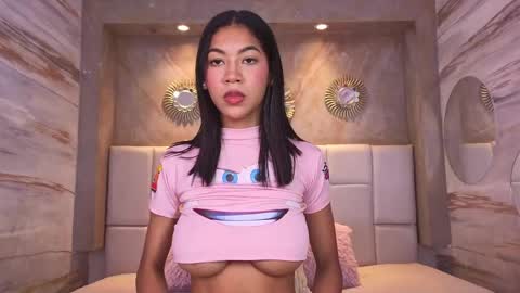 Snapshot of hanna_vic chatting on May 21, 9:55 pm hanna_vic online show from May 21, 9:55 pm