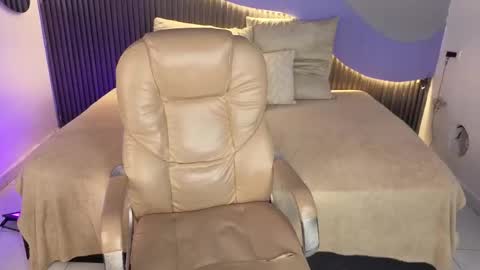 Akane Tendo online show from March 12, 4:18 am