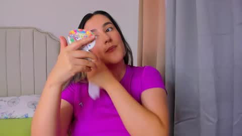 Snapshot of hannaa86 chatting on February 9, 8:46 pm Hanna online show from February 9, 8:46 pm