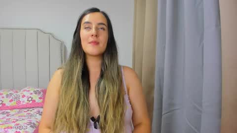 Snapshot of hannaa86 chatting on February 21, 12:33 am Hanna online show from February 21, 12:33 am