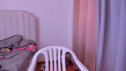 Hanna online show from April 19, 1:54 pm