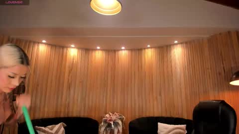  Hanna Connor  online show from February 15, 11:45 pm