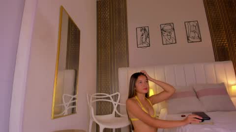 Snapshot of hannah__cb chatting on May 18, 11:27 am IM HANNAH online show from May 18, 11:27 am