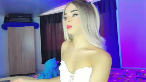 hannah backers online show from January 11, 8:47 pm