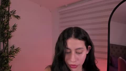 Snapshot of hannah_brady chatting on February 4, 11:38 pm Hannah online show from February 4, 11:38 pm