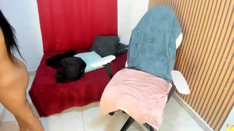 hannah_sexi69 online show from April 21, 2:23 pm