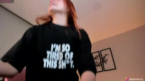 Hannah online show from April 7, 9:59 pm