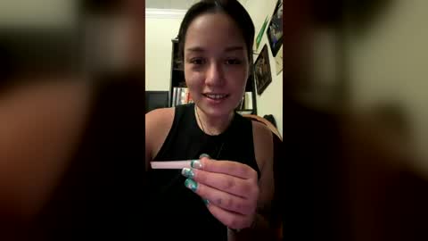 Snapshot of hannahbbgirl chatting on June 21, 4:04 am hannahbbgirl online show from June 21, 4:04 am