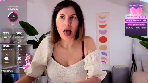 Hannah online show from April 11, 5:34 am