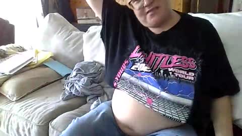 hannahjoyk online show from April 14, 1:50 pm