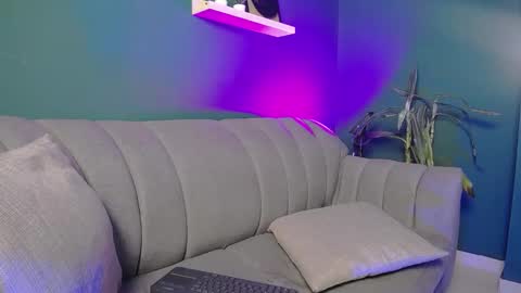 Snapshot of hannai_x chatting on January 11, 1:59 am hannai_x online show from January 11, 1:59 am