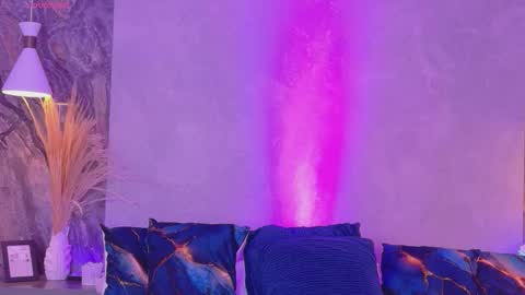 hannaprada1 online show from March 24, 11:37 am