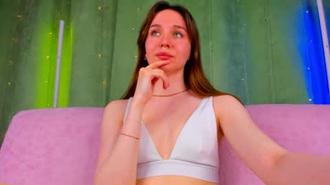 Snapshot of hannavanilla chatting on May 14, 8:32 am Hannavanilla online show from May 14, 8:32 am