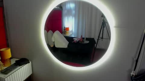 Snapshot of hanny_bliss chatting on May 2, 11:48 am Hanny online show from May 2, 11:48 am