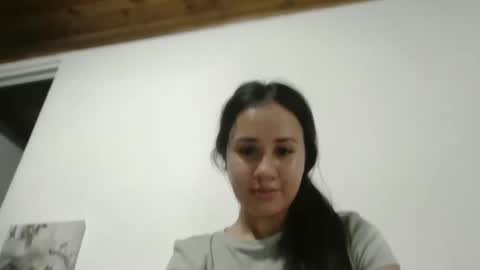 Snapshot of hanny_kail chatting on October 10, 12:31 am hanny online show from October 10, 12:31 am