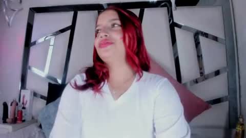Snapshot of hanny_watson chatting on July 7, 1:37 pm hanny_watson online show from July 7, 1:37 pm
