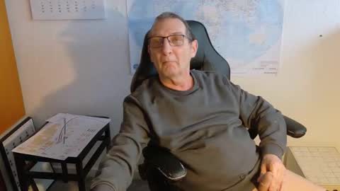 charly online show from January 18, 2:32 pm