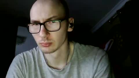 hansole online show from December 3, 12:24 am