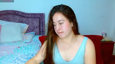 isabella   online show from April 21, 12:34 am