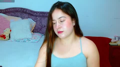 isabella   online show from April 24, 1:08 am