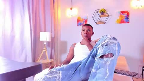 Snapshot of hanssmitt chatting on February 17, 7:20 pm HANS online show from February 17, 7:20 pm