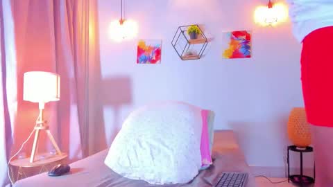 Snapshot of hanssmitt chatting on February 23, 7:00 pm HANS online show from February 23, 7:00 pm