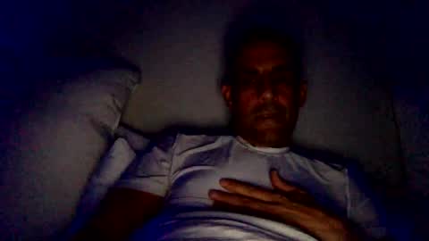 Snapshot of happy2334 chatting on January 2, 1:19 pm skysky6969 online show from January 2, 1:19 pm