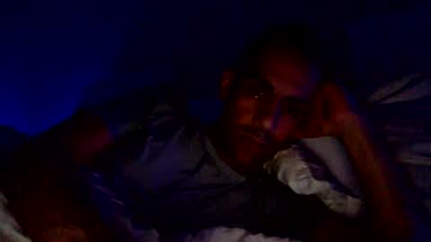 Snapshot of happy2334 chatting on January 13, 1:17 pm skysky6969 online show from January 13, 1:17 pm