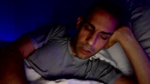 Snapshot of happy2334 chatting on January 26, 4:20 pm skysky6969 online show from January 26, 4:20 pm