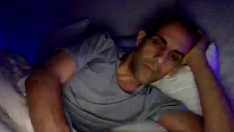 Snapshot of happy2334 chatting on October 15, 10:37 am skysky6969 online show from October 15, 10:37 am