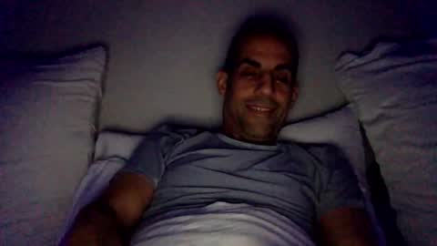 Snapshot of happy2334 chatting on October 17, 10:51 am skysky6969 online show from October 17, 10:51 am