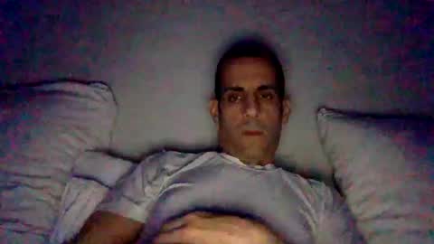 Snapshot of happy2334 chatting on October 18, 1:45 pm skysky6969 online show from October 18, 1:45 pm