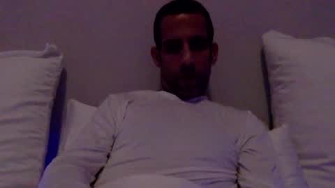 Snapshot of happy2334 chatting on July 2, 1:17 pm skysky6969 online show from July 2, 1:17 pm