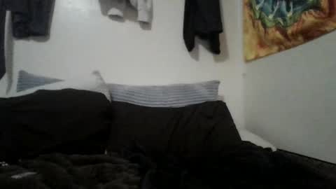 Snapshot of happy82081 chatting on October 31, 1:06 am happy guy online show from October 31, 1:06 am