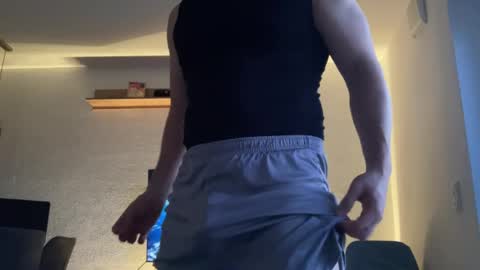 Happy online show from May 9, 6:57 pm