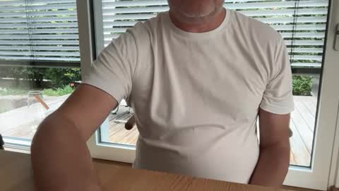 Cum for you online show from June 7, 11:47 am