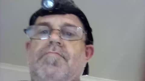 Snapshot of happydick69a chatting on December 21, 9:33 pm happydick69a online show from December 21, 9:33 pm