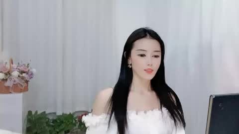 Daisy online show from March 18, 3:37 pm